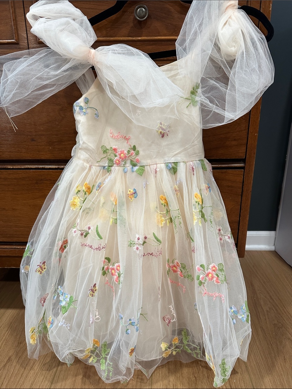 Girls' Cream Floral Embroidered Tulle Dress